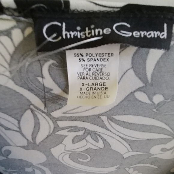 Fun black & white graphic print v neck XL - Picture 3 of 6